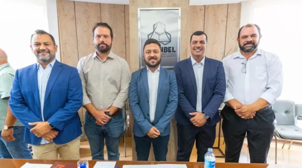 João Marcelo assume presidência da Granbel e propõe fortalecimento da interlocução entre municípios