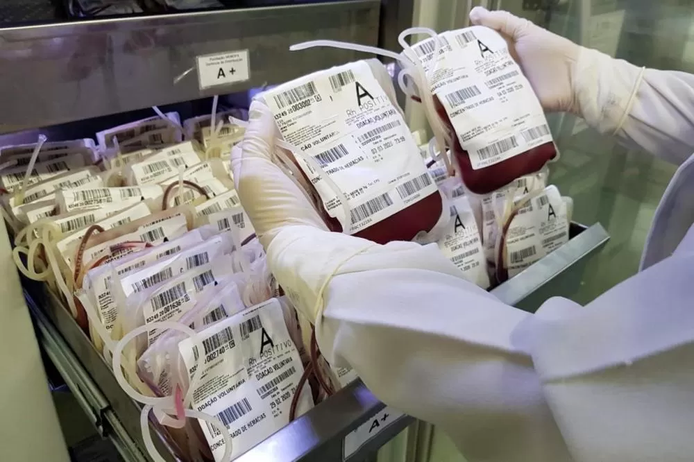Estoque crítico de sangue ameaça cirurgias em BH e sobrecarrega SUS