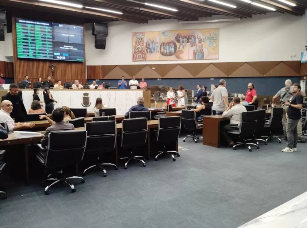 Câmara de BH aprova projeto que pode retirar mulheres trans de competições esportivas