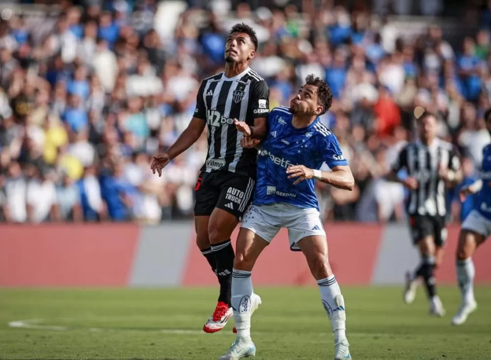 Cruzeiro e Atlético se enfrentam em clássico decisivo no Mineirão