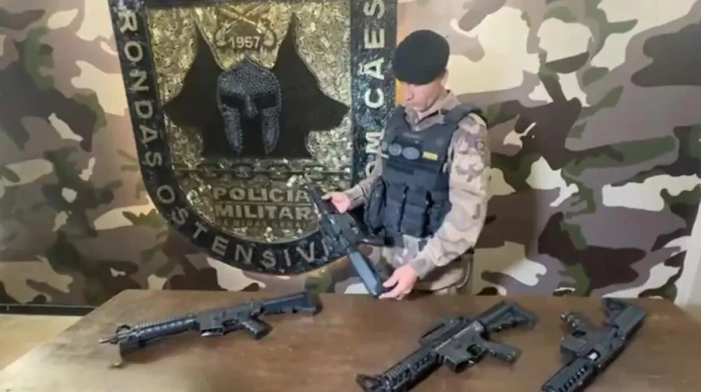 Polícia Militar descobre fábrica clandestina de armas em Santa Luzia