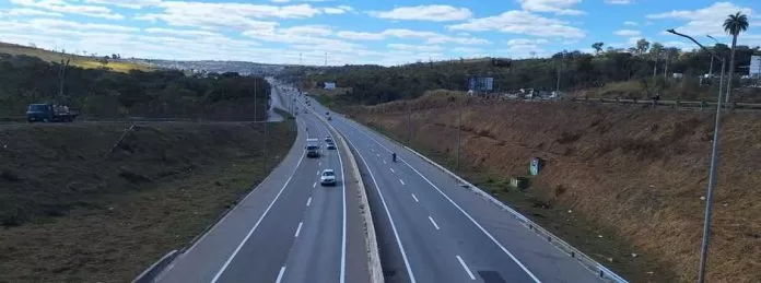 Deputados protocolam PEC para barrar pedágios na Linha Verde e rodovias da Grande BH