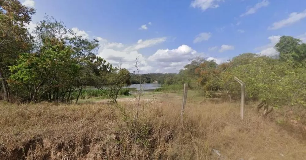 Corpo de homem é encontrado em lagoa após ser retirado à força de casa em Santa Luzia