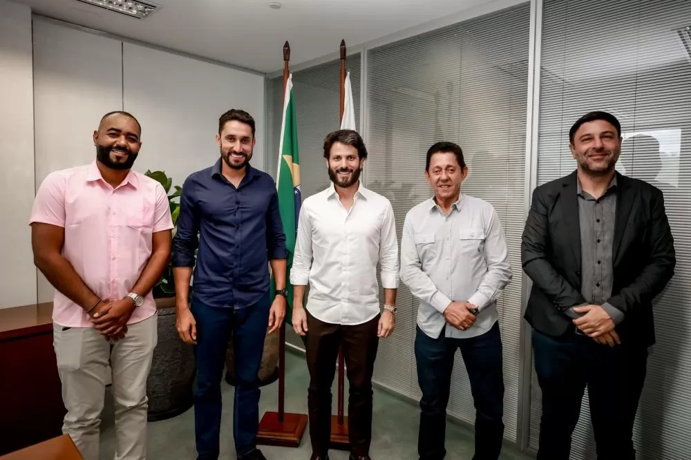 Prefeitura de Santa Luzia busca apoio do Governo de Minas para saúde e atendimento a atípicos