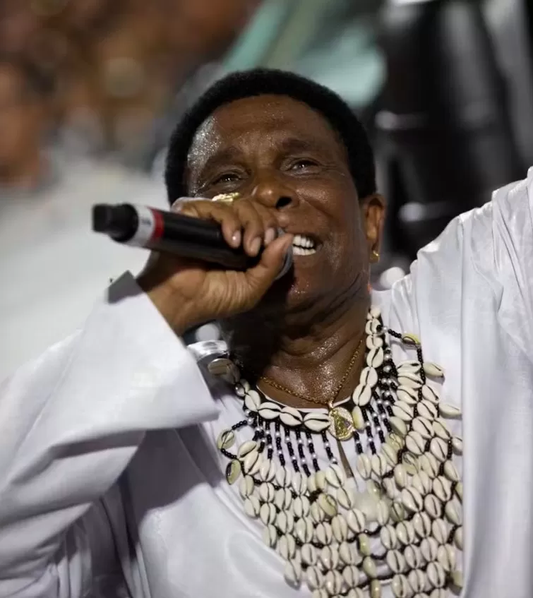 Beija-Flor brilha no Carnaval do Rio e conquista 15º título na despedida de Neguinho