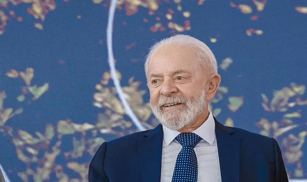 Lula visita acampamento do MST em Minas e tenta reaproximação com movimento