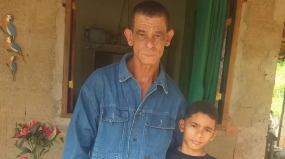 Polícia procura por homem suspeito de assassinar o próprio filho com tiro na cabeça em Minas