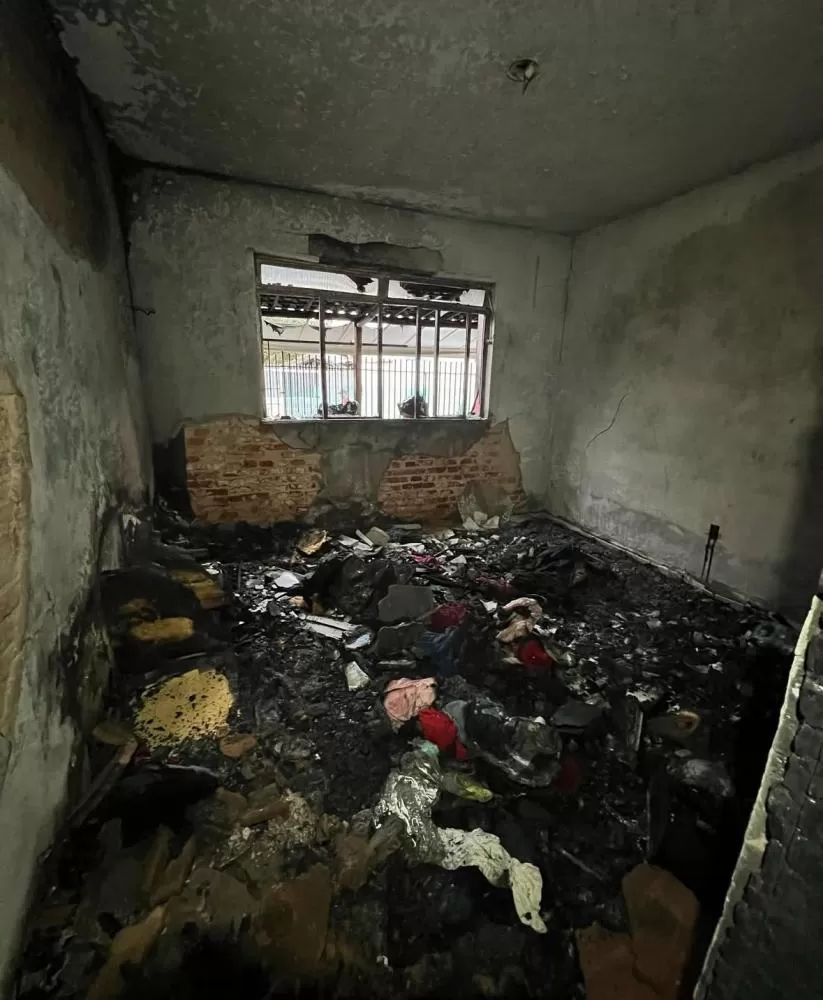 Incêndio atinge comércio em Lagoa Santa e causa interdição parcial do imóvel