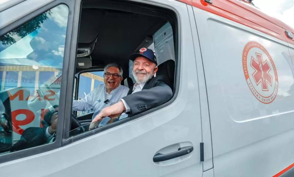 Lula intensifica viagens e apresenta proposta de isenção do imposto de renda