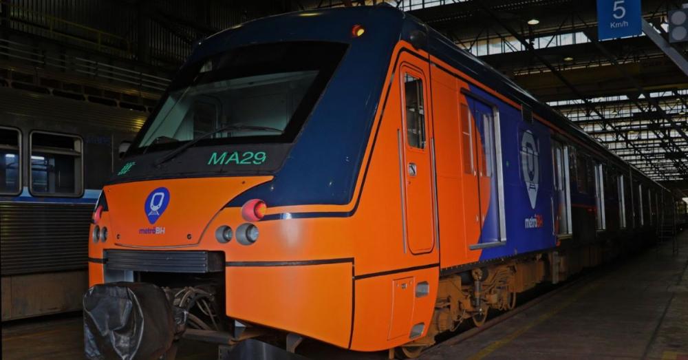 Justiça manda suspender demissões de mais de 230 funcionários do metrô de BH