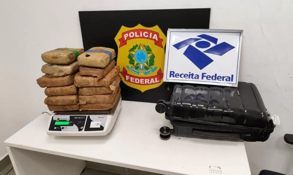 Passageiro é preso com 13 kg de maconha no Aeroporto de Confins