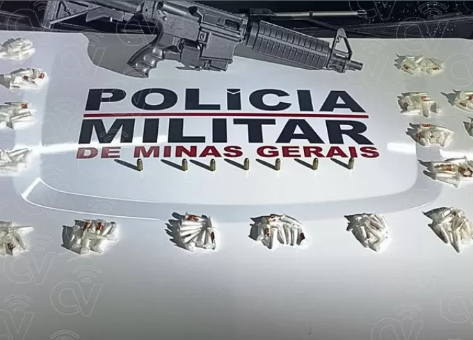 Adolescente é apreendido com drogas e submetralhadora artesanal em Vespasiano