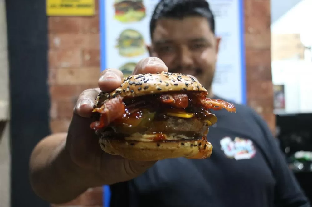 Clone Burger: o novo espaço onde o sabor vai muito além do normal