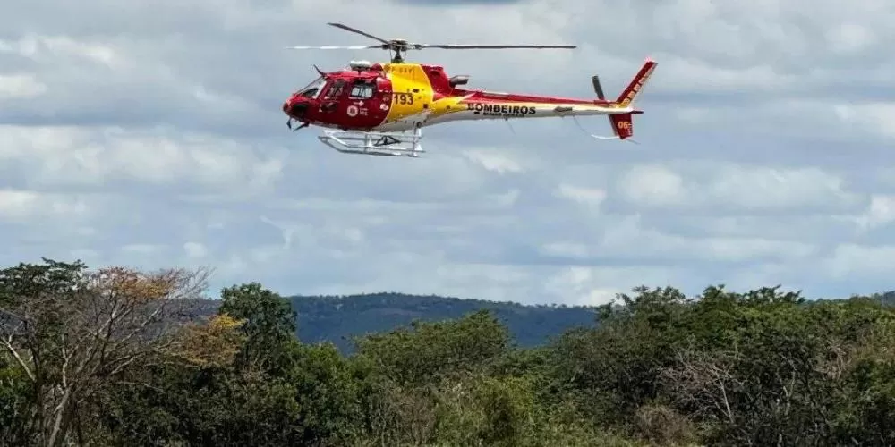 Casal morre após cabeça d’água em cachoeira de MG; oito pessoas são resgatadas