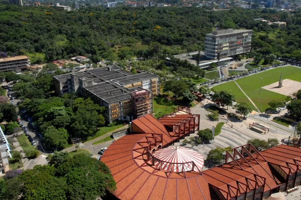 UFMG recebe nota máxima no Enade e se consolida como a segunda melhor universidade federal do Brasil