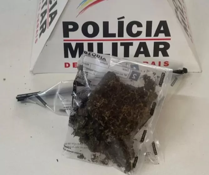Denúncia anônima resulta em apreensão de drogas em Lagoa Santa