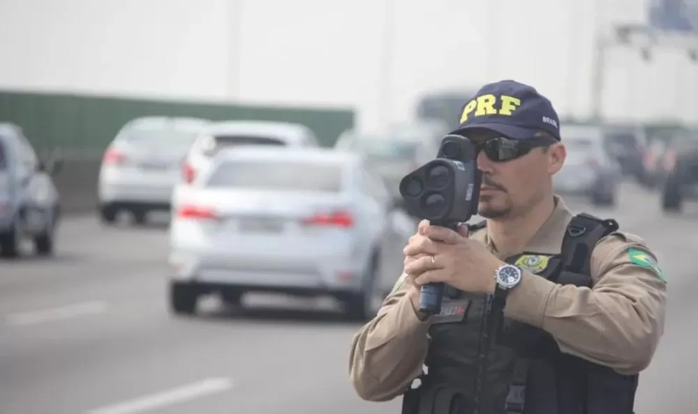Alta velocidade e imprudência marcam feriado prolongado nas rodovias federais de Minas