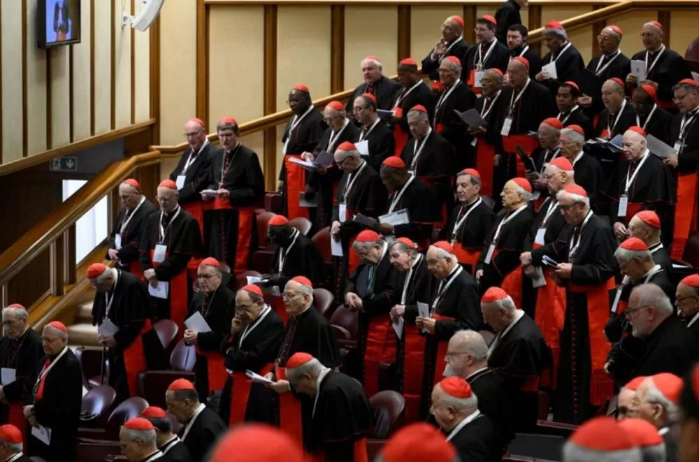 Cardeais definem data do conclave que escolherá o novo papa