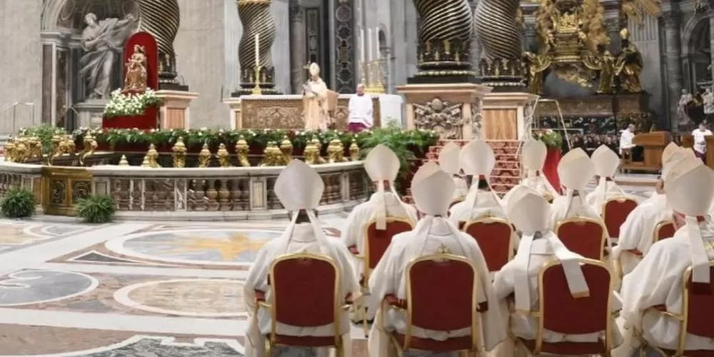 Vaticano encerra período de luto pela morte do papa Francisco e se prepara para novo Conclave