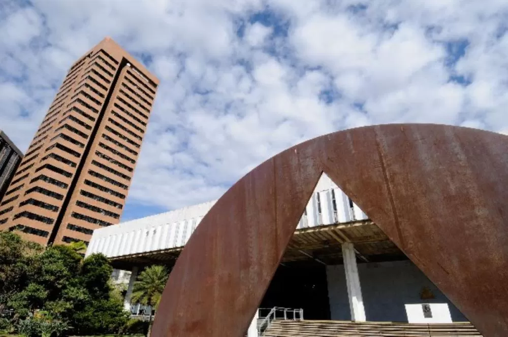 ALMG realiza audiência para discutir desativação de barragens em Minas Gerais