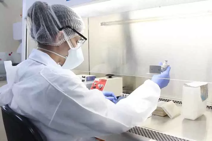 UFMG desenvolve teste de Covid-19 mais barato e acessível do que os importados