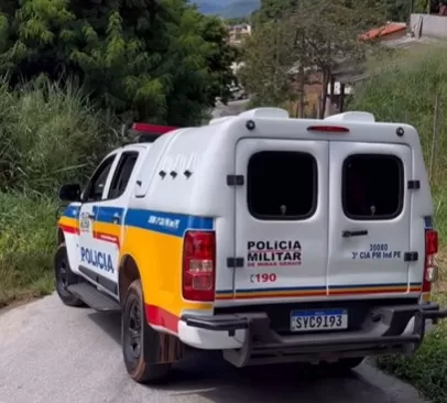 Morador é espancado e feito refém por traficantes em condomínio de São José da Lapa