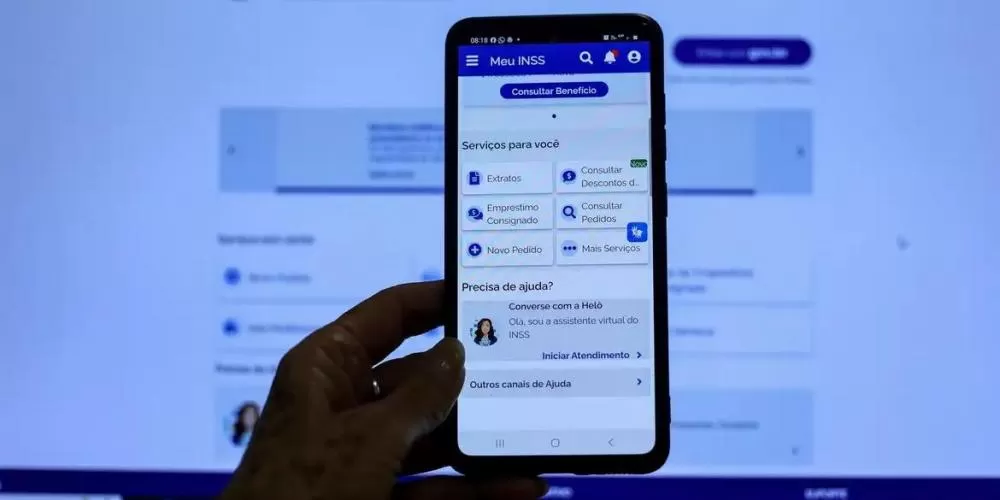 Mais de 1,3 milhão de aposentados e pensionistas pedem reembolso por descontos indevidos no INSS