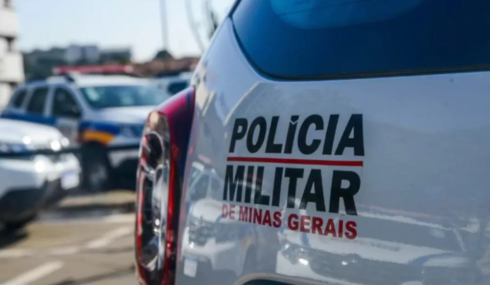 Submetralhadora artesanal é apreendida e cinco são presos em festa em Ribeirão das Neves