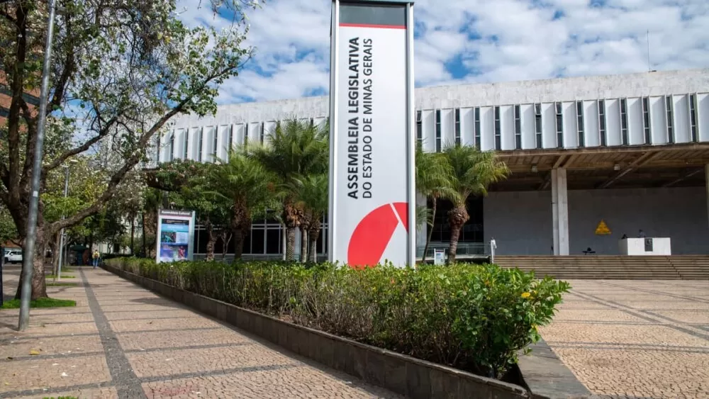 Aumento de deputados federais na Câmara terá impacto de R$ 3,8 milhões na Assembleia de Minas