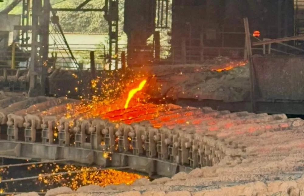 Siderúrgicas de Sete Lagoas e região paralisam produção em protesto contra crise no setor