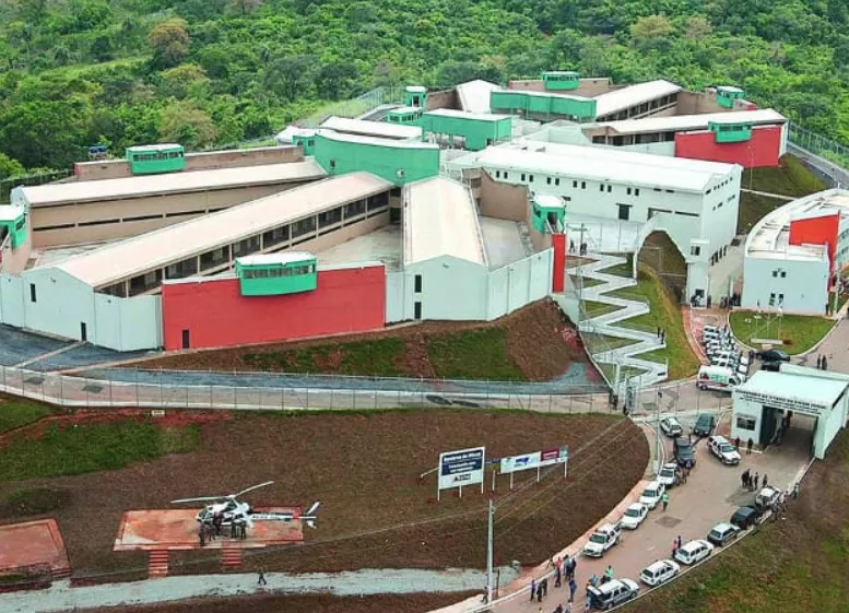 Briga entre detentos em presídio de Ribeirão das Neves deixa dois feridos