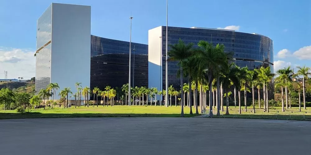 Governo de Minas sanciona lei que autoriza adesão ao Propag e avança em acordo de dívida com a União