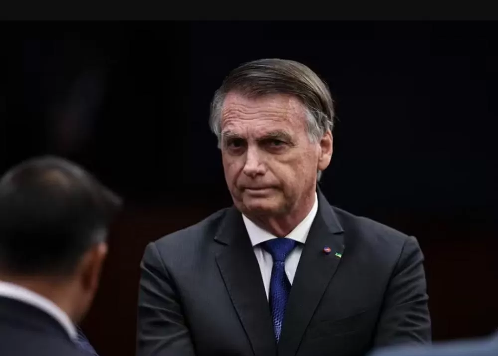 Bolsonaro nega envolvimento em atos de 8 de janeiro e critica pedidos por intervenção militar