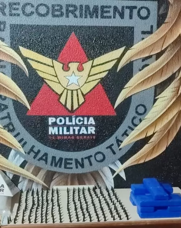 Polícia Militar desarticula esquema de tráfico de drogas em Lagoa Santa após denúncia anônima