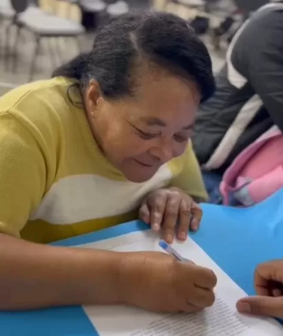 Prefeitura de Lagoa Santa entrega primeiras casas populares a famílias em situação de risco