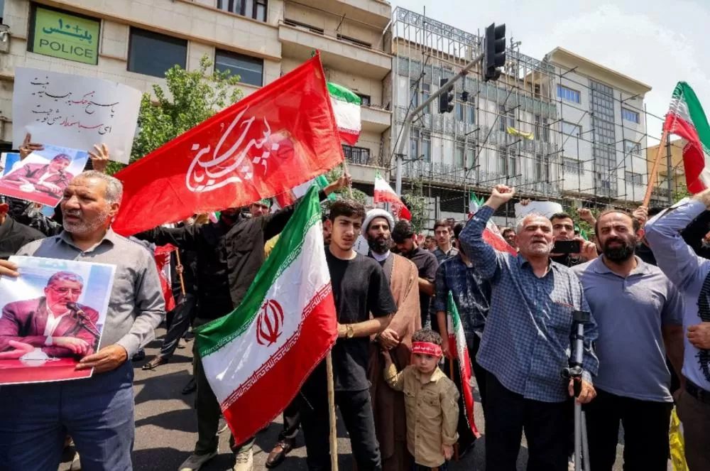 Irã sinaliza trégua e diz que suspenderá ataques caso Israel também recue