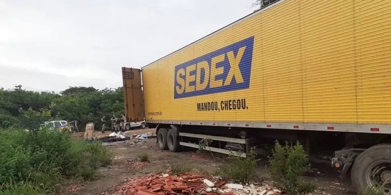 PF desmantela esquema de roubo de cargas dos Correios e Mercado Livre em operação em Minas