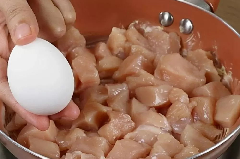 Entidades garantem que preços do frango e do ovo não subirão após gripe aviária