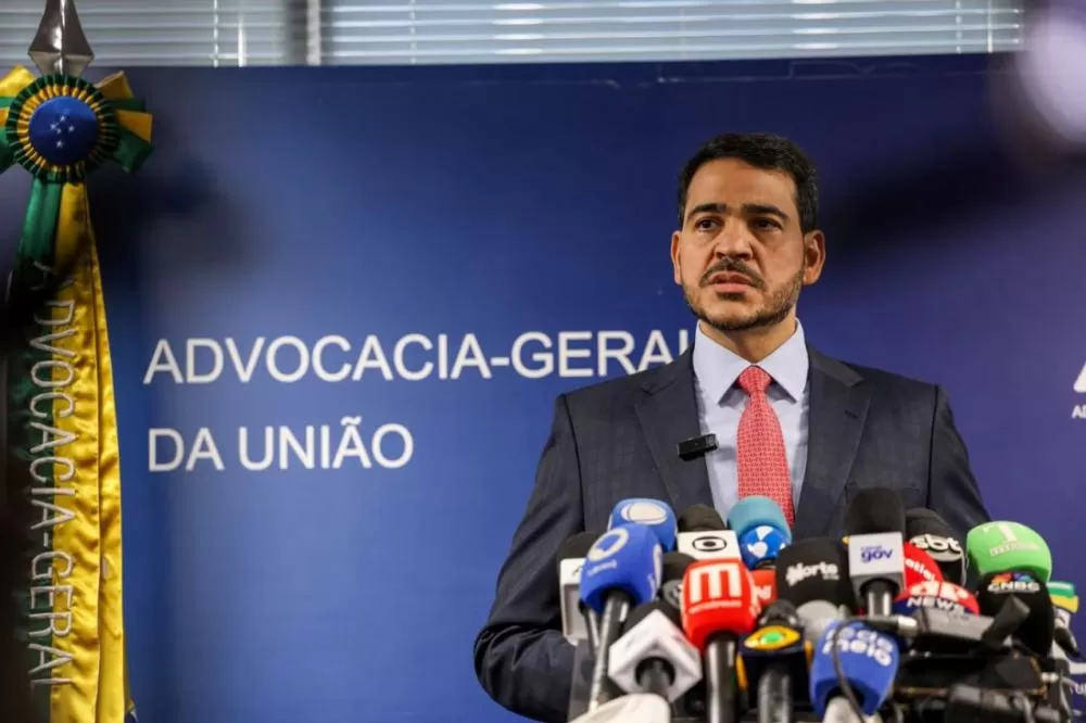 AGU apresenta ao STF plano para ressarcir aposentados vítimas de descontos indevidos no INSS