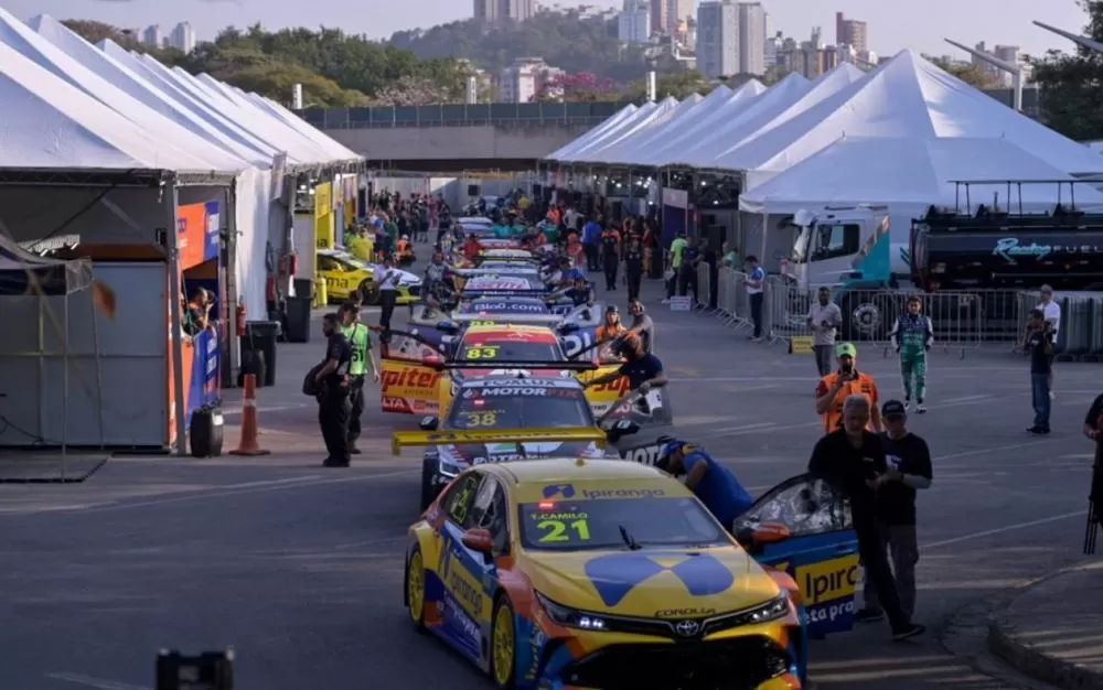 Após cancelamento, Stock Car em BH é alvo de críticas por prejuízo ambiental e urbano