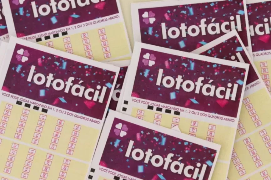 Aposta simples em Sete Lagoas acerta 15 números na Lotofácil e fatura mais de R$ 265 mil