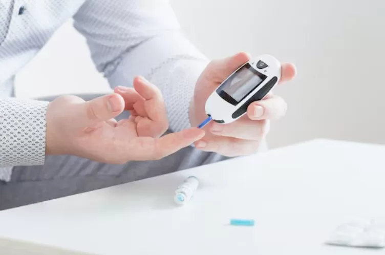 Lagoa Santa e municípios da Grande BH suspendem medidores de glicose após falhas detectadas