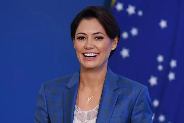 Prisão domiciliar: apenas Michelle, a filha e advogados podem ver Bolsonaro