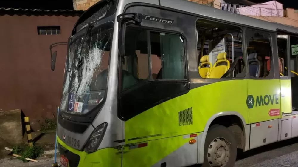 Justiça determina que Cruzeiro e Máfia Azul paguem R$ 100 mil por ataque a torcedor atleticano