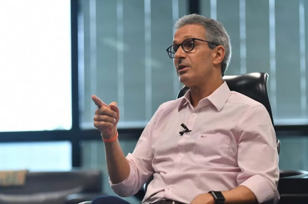 Zema critica STF e chama prisão domiciliar de Bolsonaro de “capítulo sombrio”