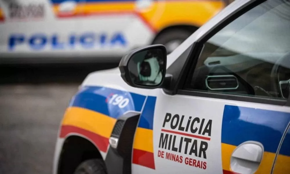 Mulher é presa após agredir mãe por recusa em esconder drogas em Contagem