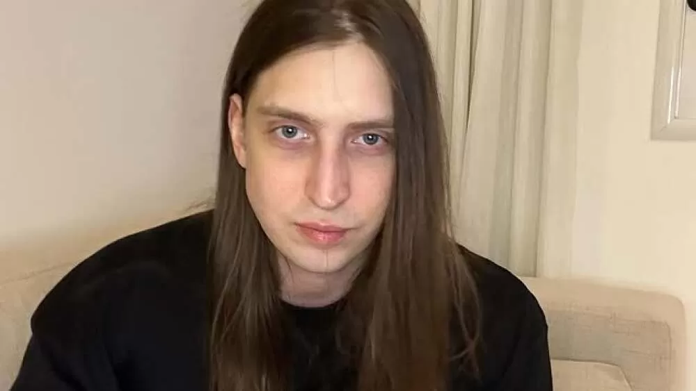 Felca denuncia influenciador digital por suposta 'adultização' de menores na internet