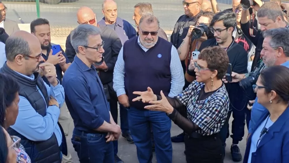 Mateus Simões pede desculpas a Marília Campos após desconforto em agenda com Zema