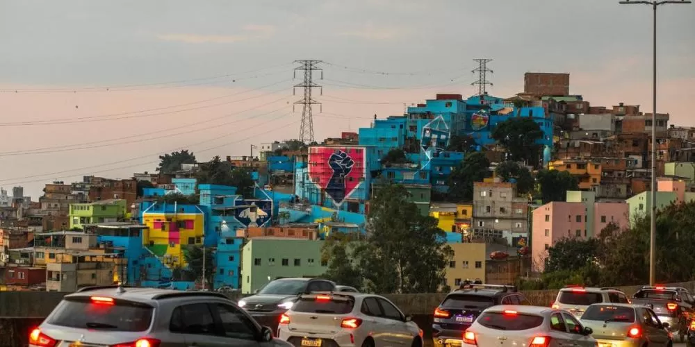 Arte transforma Aglomerado da Serra e destaca preservação das águas