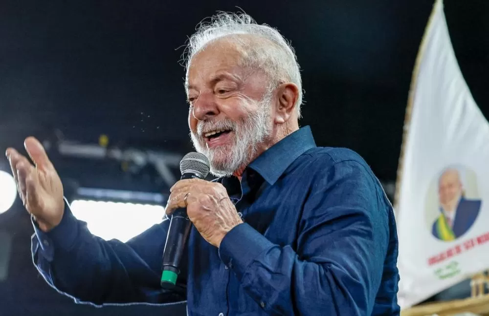Lula discute programa de gás gratuito para 15 milhões de brasileiros